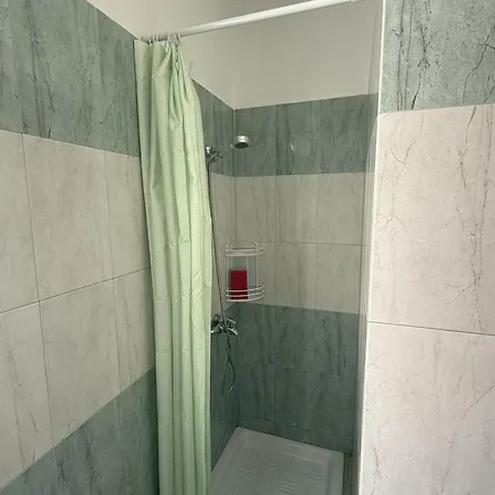 Apartment Vivi La Tua Con L'appartamento 2 Di Ervin! Enjoy Your With Ervin's 2!