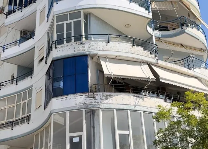 Vivi La Tua Con L'appartamento 2 Di Ervin! Enjoy Your With Ervin's 2! Apartman Vlora